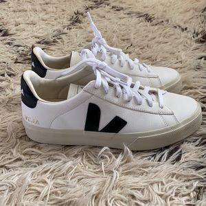 Veja Tennis Shoes